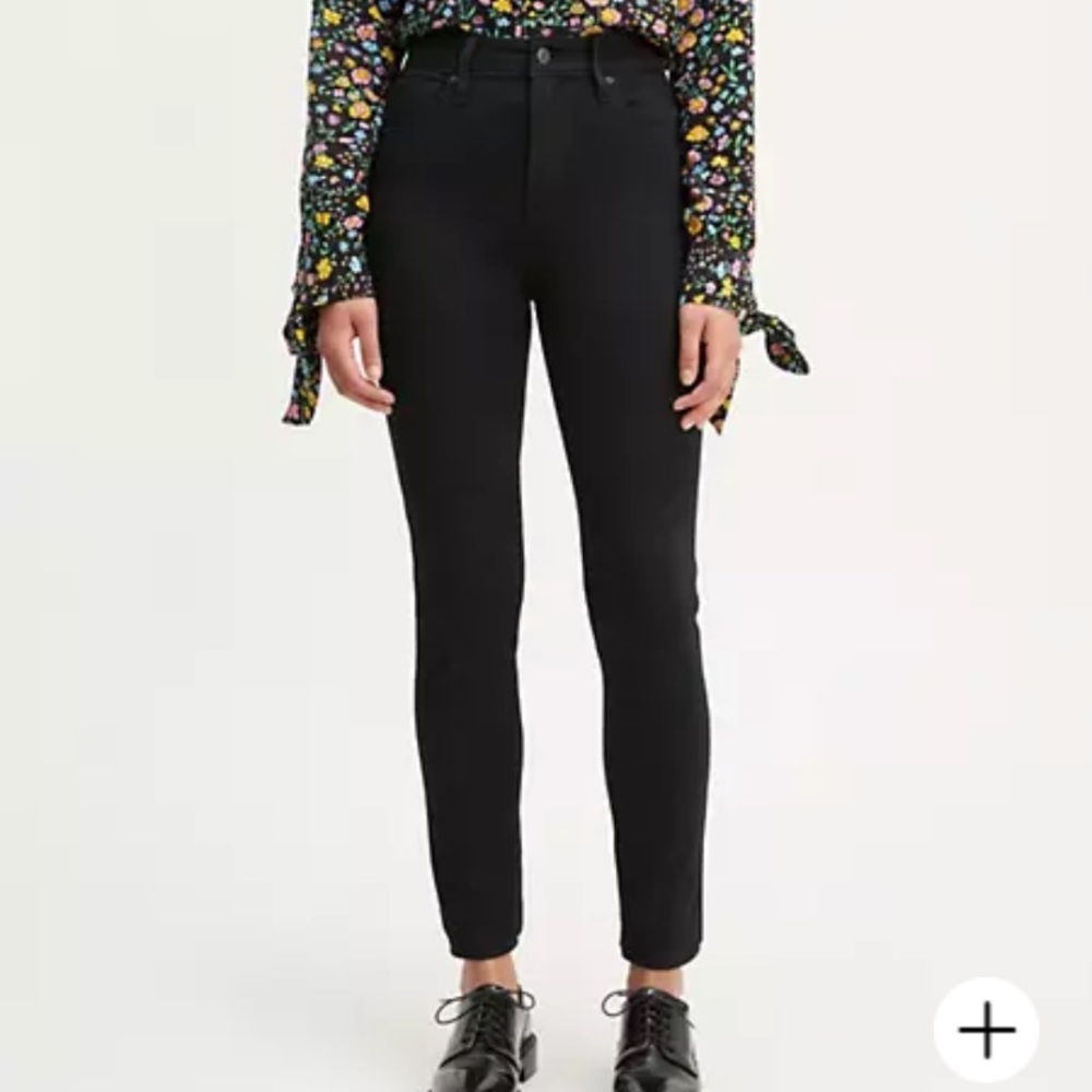 Levi’s 721 High Rise Skinny Jeans